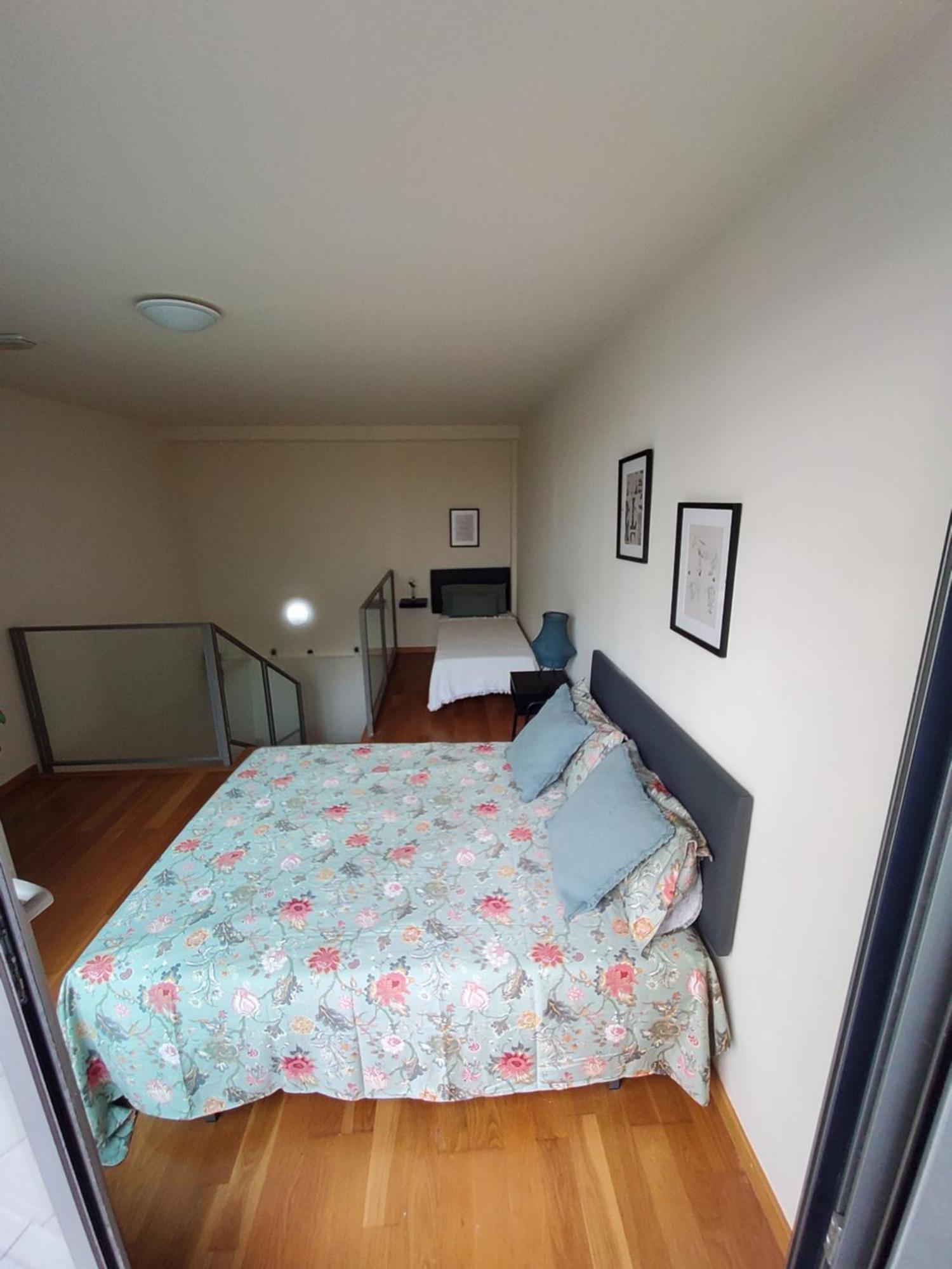 Appartement Nice Duplex à Barcelone Extérieur photo